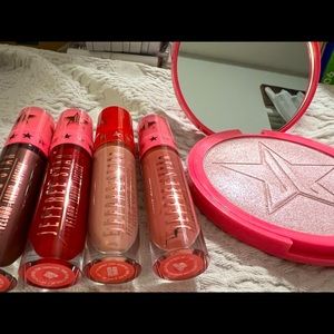 JEFFREE STAR LIP AND HIGHLIGHTER BUNDLE